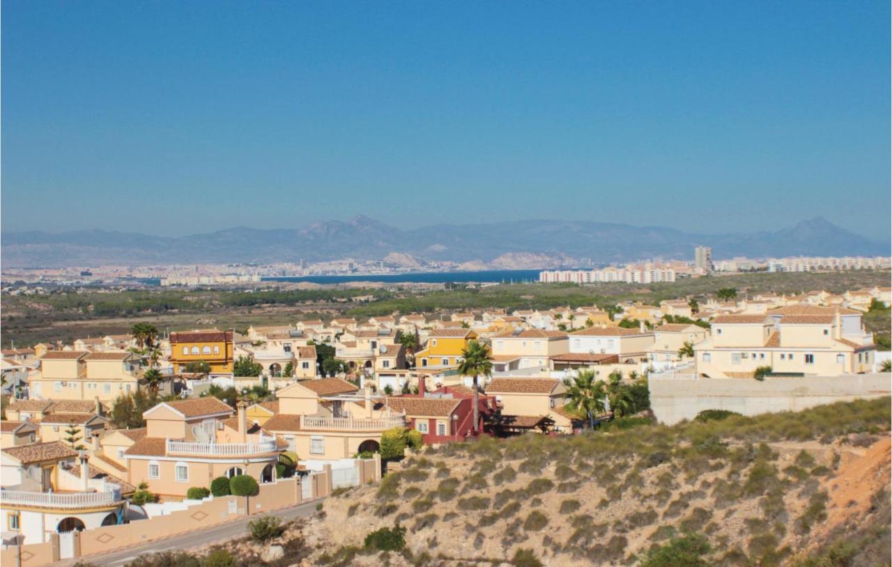 Beautiful Home In Gran Alacant With Kitchen サンタ・ポラ エクステリア 写真