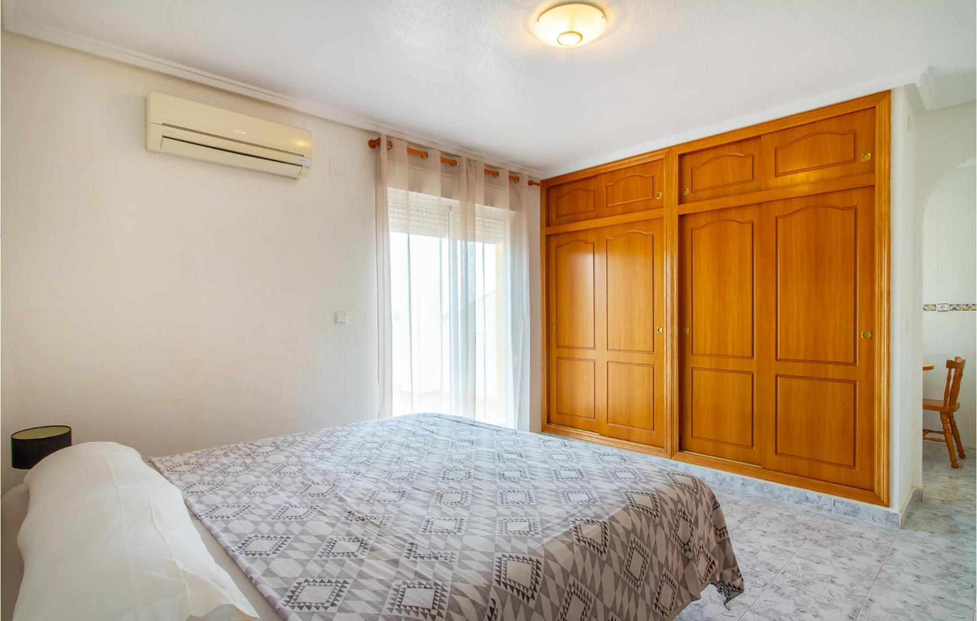 Beautiful Home In Gran Alacant With Kitchen サンタ・ポラ エクステリア 写真
