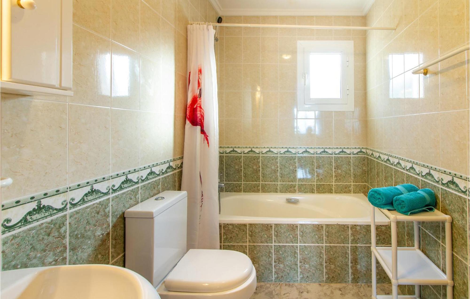Beautiful Home In Gran Alacant With Kitchen サンタ・ポラ エクステリア 写真