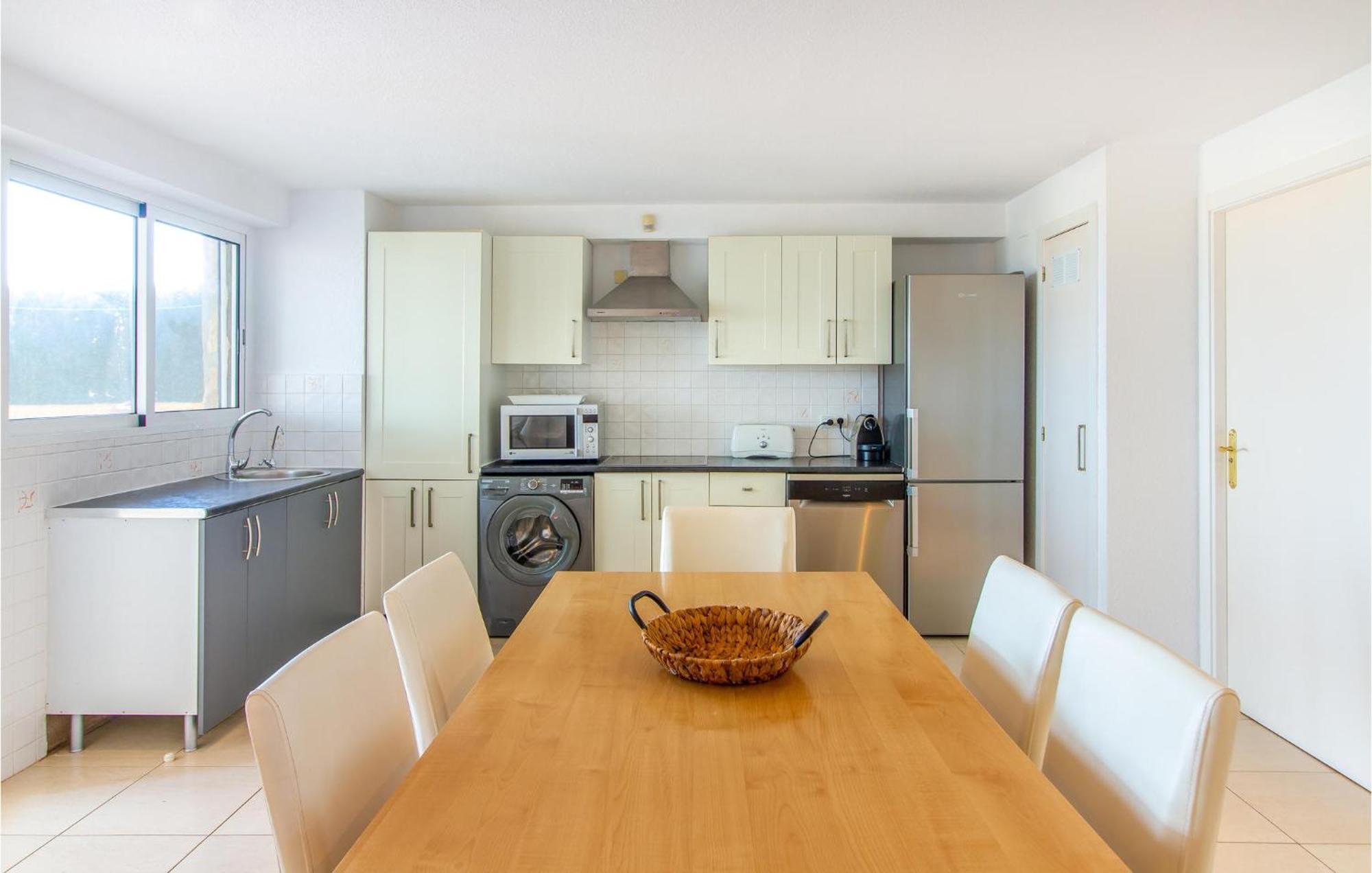 Beautiful Home In Gran Alacant With Kitchen サンタ・ポラ エクステリア 写真