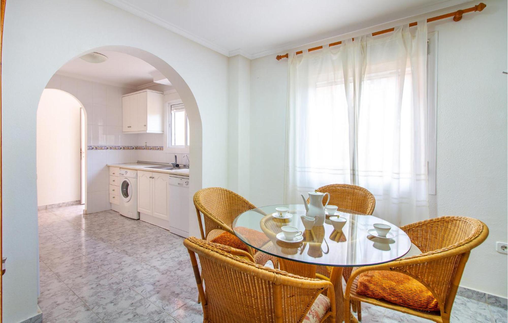 Beautiful Home In Gran Alacant With Kitchen サンタ・ポラ エクステリア 写真